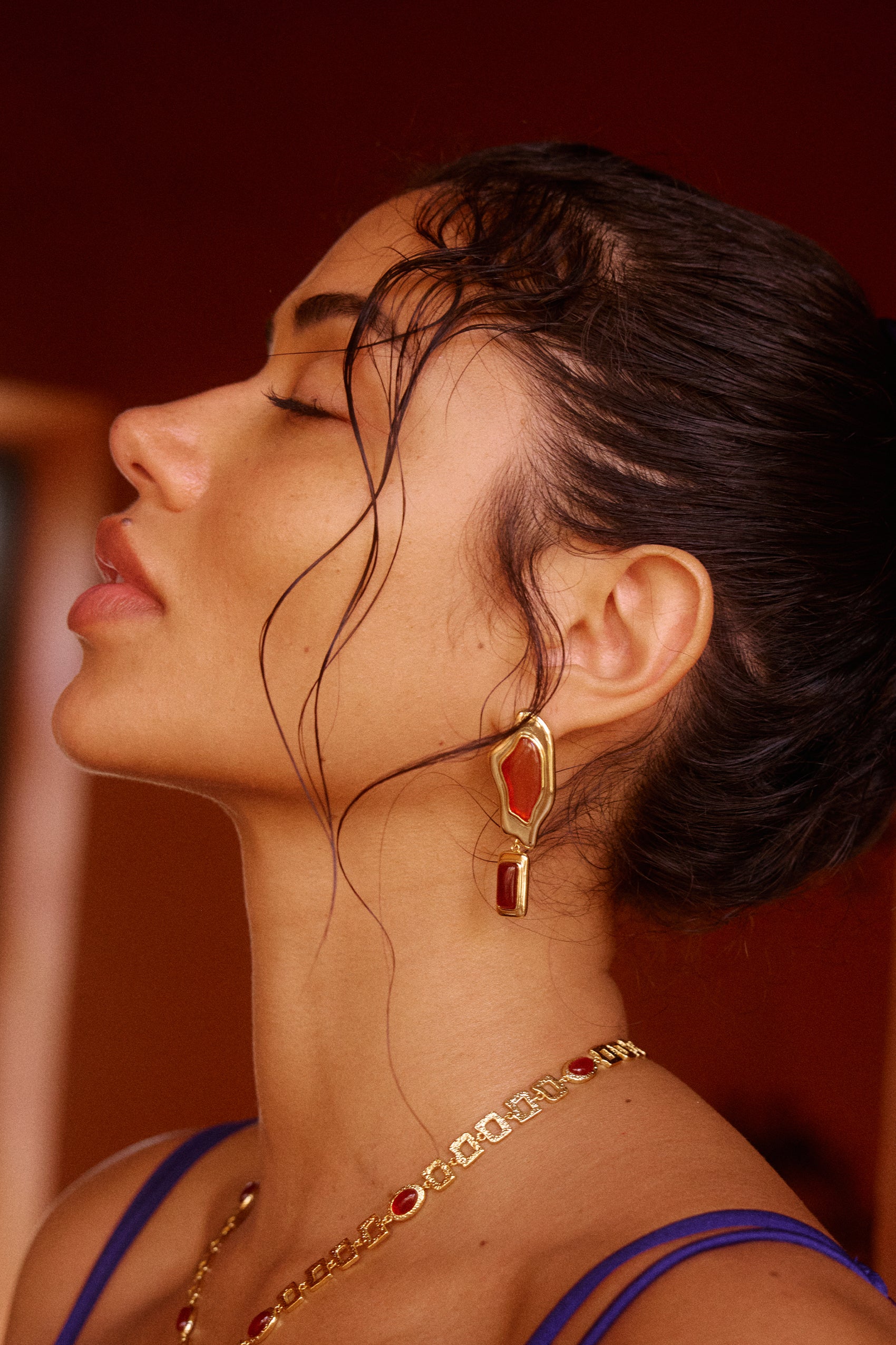 Sombra Earrings in Red Agate