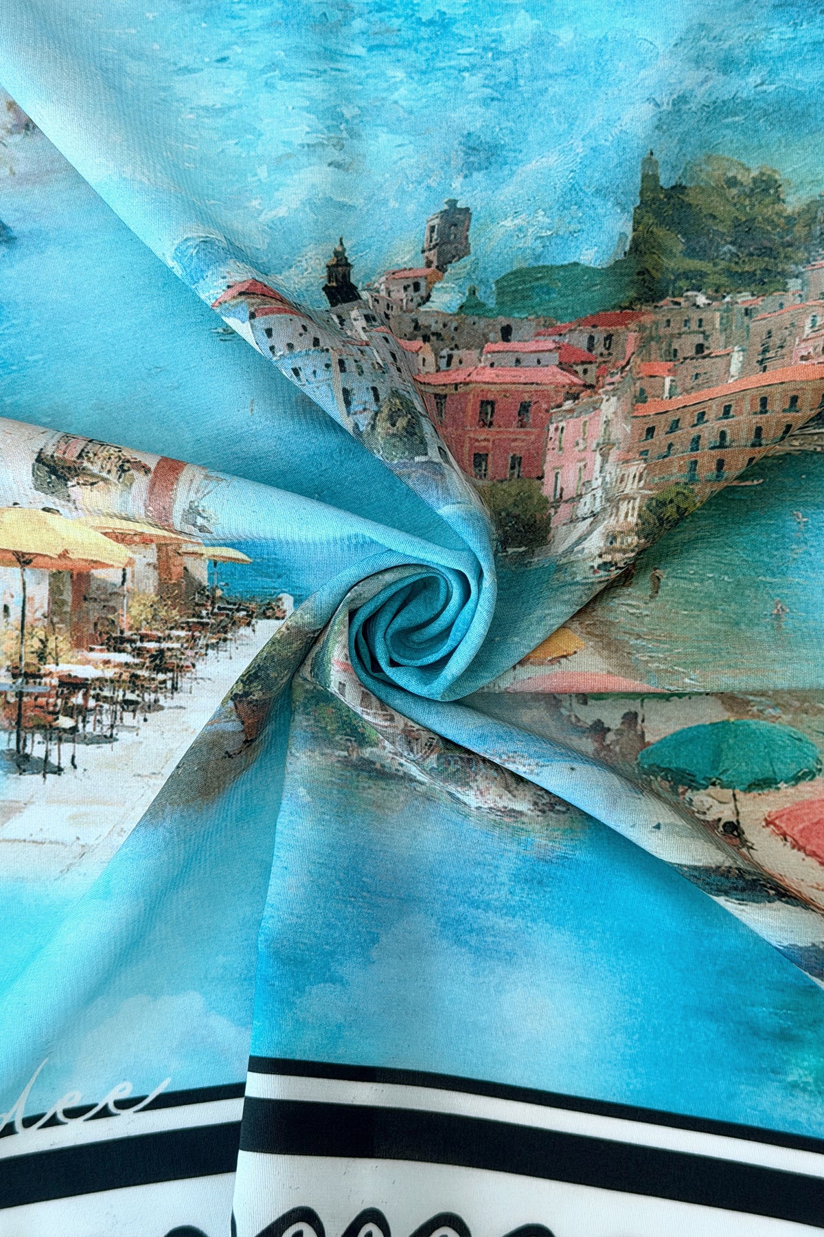Sarong in Cartolina